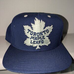 REEBOK TORONTO MAPLE LEAFS SNAPBACK